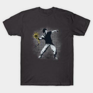 Alien Thrower T-Shirt